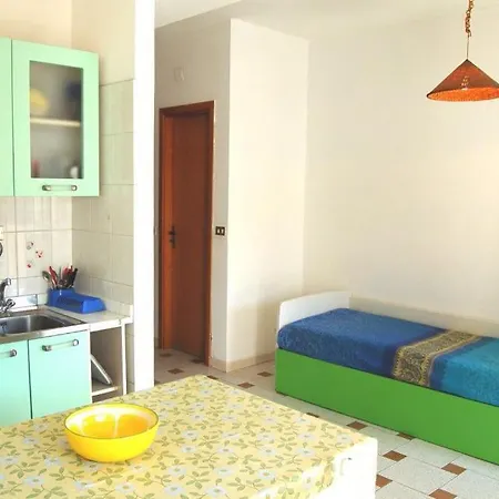 Le Zagare Lägenhetshotell SantʼAlessio Siculo