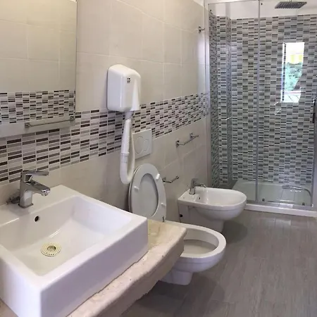 Le Zagare Lägenhetshotell SantʼAlessio Siculo